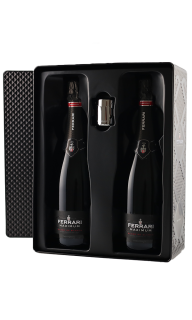 Ferrari,  Ferrari, Black Tin Gift box 2 fles Maximum Brut + Stopper
